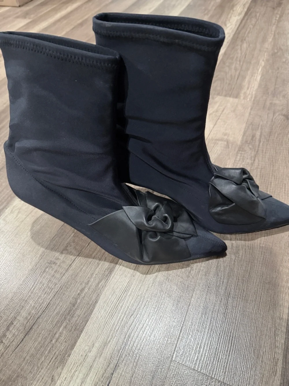 Ras Black Pointed-Toe Knot Sock Heeled Boots - Picture 1 of 5